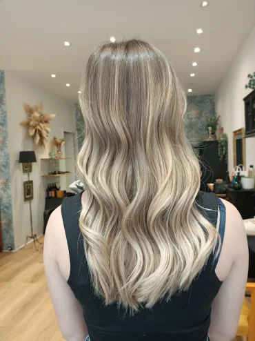 Elodie Lacambra - MAQUILLEUSE COIFFEUSE PROFESSIONNELLE - Mes réalisations en salon - 1