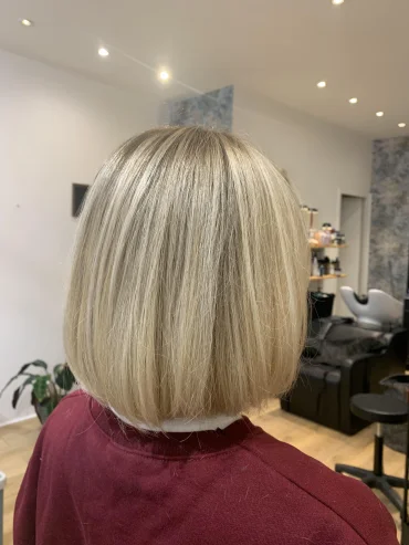 Elodie Lacambra - MAQUILLEUSE COIFFEUSE PROFESSIONNELLE - Mes réalisations en salon - 15