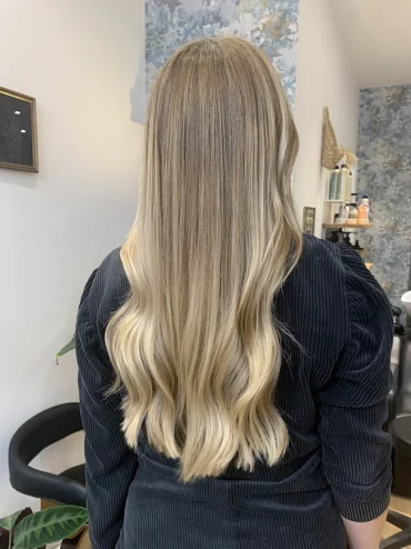 Elodie Lacambra - MAQUILLEUSE COIFFEUSE PROFESSIONNELLE - Mes réalisations en salon - 17