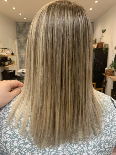 Elodie Lacambra - MAQUILLEUSE COIFFEUSE PROFESSIONNELLE - Mes réalisations en salon - 4